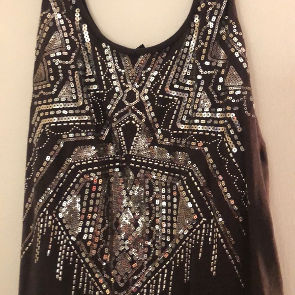 Tank - Picture 2 of 3